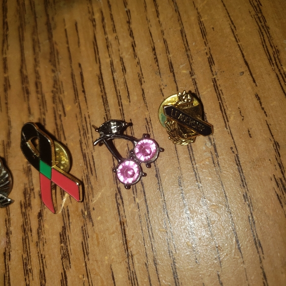 Random Pins Bundle - Picture 5 of 7